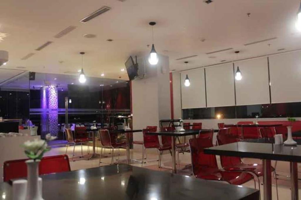 Redstar Hotel Jakarta Kültér fotó
