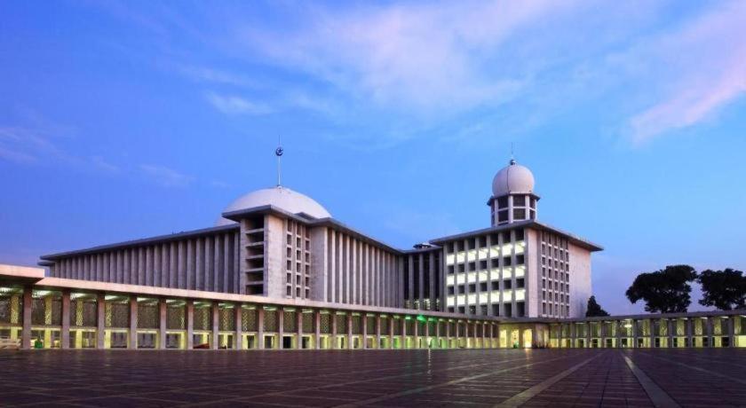 Redstar Hotel Jakarta Kültér fotó