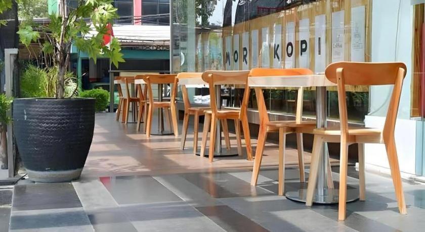 Redstar Hotel Jakarta Kültér fotó