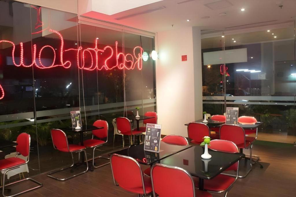 Redstar Hotel Jakarta Kültér fotó